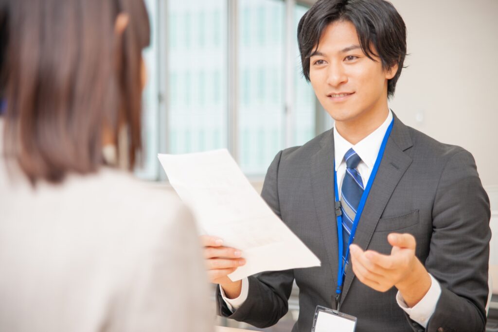有料のキャリア相談・転職相談が注目されている理由とは?/メリットやデメリット、選び方やおすすめのサービスを解説